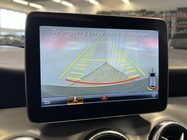 Mercedes-Benz CLA-KLASSE Shooting Brake 180 | AMG Line | Panoramadak | Achteruitrijcamera |