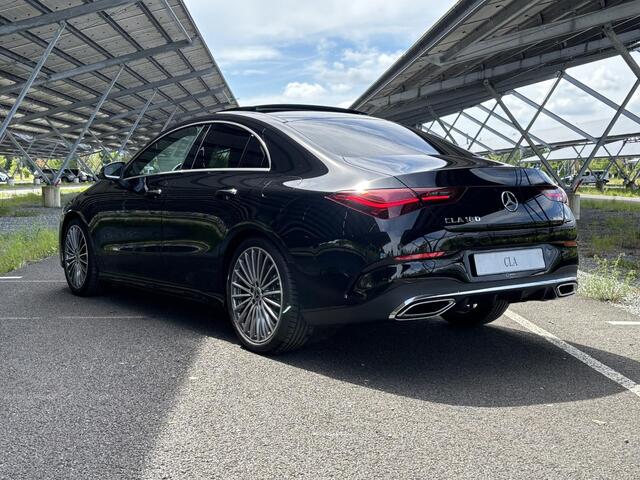 Mercedes-Benz CLA-KLASSE 180 Business Solution AMG | Panoramadak | Burmester | Rijassistentiepakket | Trekhaak | 360 camera | Sfeerverlichting | Stoel/stuurverwarming |