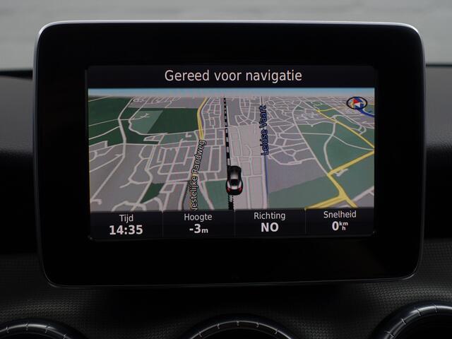 Mercedes-Benz CLA-KLASSE 180 AMG Edition Plus- Xenon Led, Stoelverwarming, Privacy Glass, Park Assist, Sport Leder Interieur