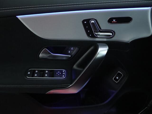 Mercedes-Benz CLA-KLASSE Shooting Brake 250 e Business Solution AMG | Trekhaak | AMG Line Plus pakket | Nightpakket | Parkeerpakket met 360°-camera | Antidiefstalpakket GUARD 360° Plus | EASY PACK achterklep | KEYLESS-GO |