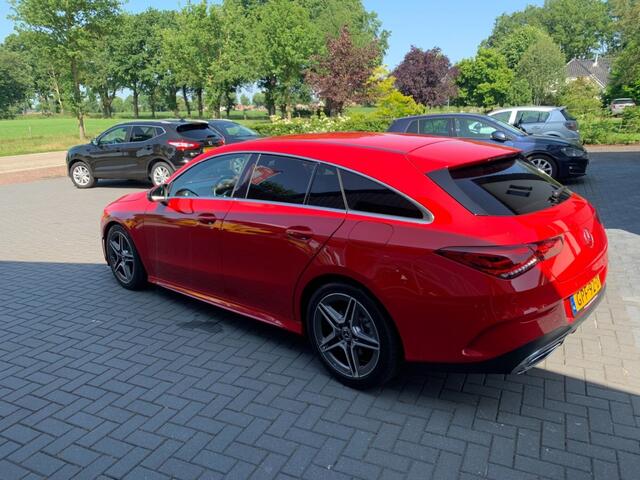 Mercedes-Benz CLA-KLASSE Shooting Brake 180 Premium cruise/airco/lane assist