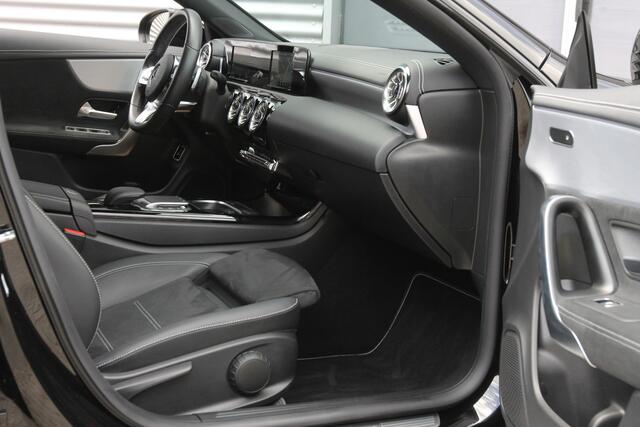 Mercedes-Benz CLA-KLASSE Shooting Brake 250 e AMG Line I Aut. I PHEV I Navi I Carplay