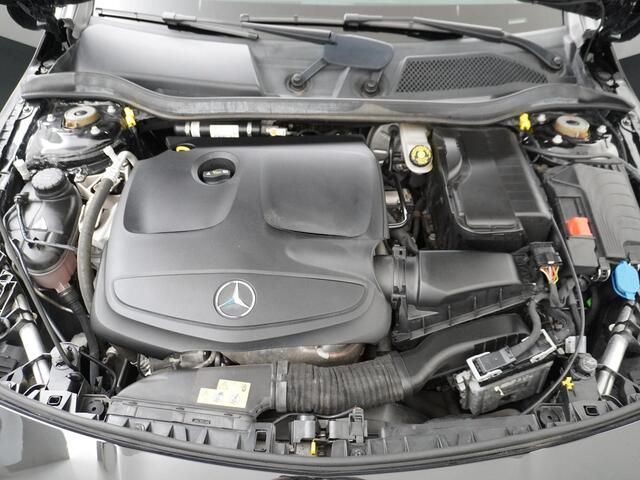 Mercedes-Benz CLA-KLASSE Shooting Brake 250 Sport 4MATIC Business Camera | Stoelverwarming |