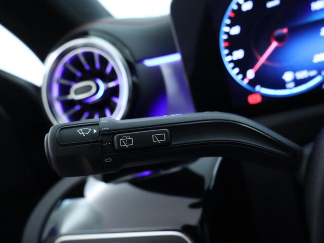 Mercedes-Benz CLA-KLASSE Shooting Brake 200 AMG Line | Achteruitrijcamera | Trekhaak | Distronic | Multispaaks Velgen | Nightpakket | Parkeerpakket met achteruitrijcamera | Antidiefstalpakket GUARD 360° Plus |