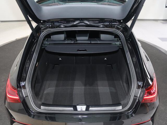 Mercedes-Benz CLA-KLASSE Shooting Brake 180 Star Edition LIMITED | Dodehoekassistent | Achteruitrijcamera | Multibeam LED koplampen