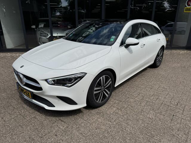Mercedes-Benz CLA-KLASSE Shooting Brake 200 Business Solution Luxury*LED*Panorama*
