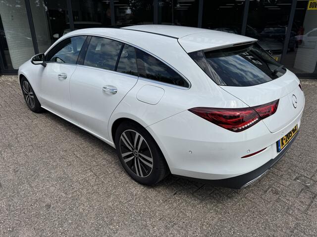 Mercedes-Benz CLA-KLASSE Shooting Brake 200 Business Solution Luxury*LED*Panorama*