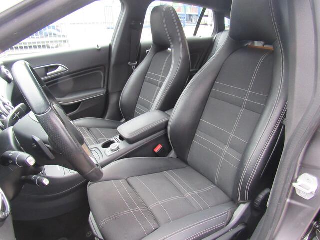 Mercedes-Benz CLA-KLASSE Shooting Brake 200 OrangeArt Edition Automaat