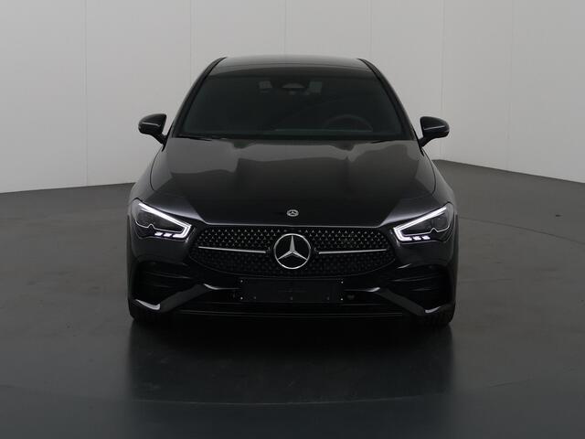 Mercedes-Benz CLA-KLASSE Shooting Brake 250e Star Edition AMG Line Mercedes-Benz CLA 250 e Shooting Brake Star Edition AMG Line | Panoramaschuifdak | MULTIBEAM LED | Nightpakket | Sfeerverlichting | Multispaak Velgen