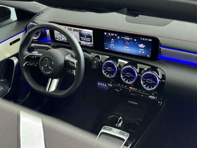 Mercedes-Benz CLA-KLASSE 200 AMG Line Edition Facelift 2024