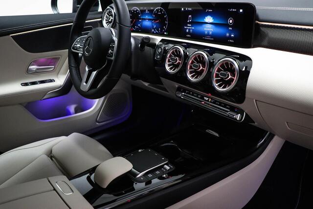 Mercedes-Benz CLA-KLASSE Shooting Brake 180 Luxury Line | PREMIUM PACK | MATRIX LED | DAB | APPLE | CAMERA