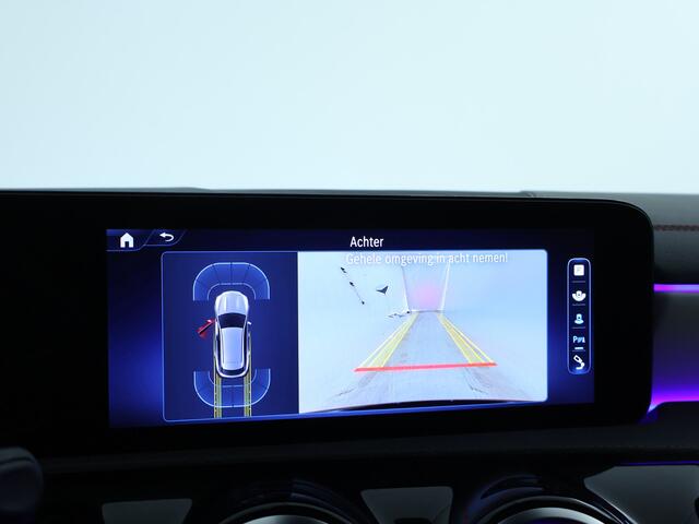 Mercedes-Benz CLA-KLASSE Shooting Brake 250 e Business Solution AMG | AMG- Line | Night Pakket | Trekhaak | Panorama Schuif-Kanteldak | Sfeerverlichting | Inclusief 24 maanden MB Certified garantie voor Europa.