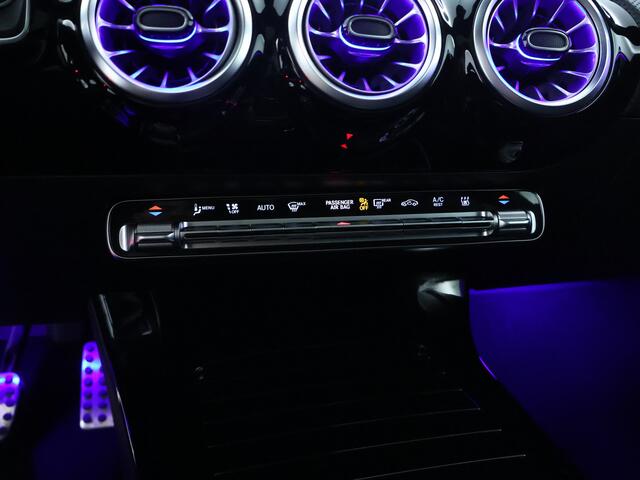 Mercedes-Benz CLA-KLASSE Shooting Brake 250 e Business Solution AMG | AMG- Line | Night Pakket | Trekhaak | Panorama Schuif-Kanteldak | Sfeerverlichting | Inclusief 24 maanden MB Certified garantie voor Europa.