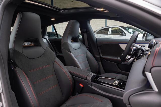 Mercedes-Benz CLA-KLASSE Shooting Brake 250 e Business Solution AMG Panorama dak | Trekhaak