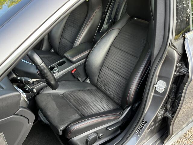 Mercedes-Benz CLA-KLASSE 180 AMG Line
