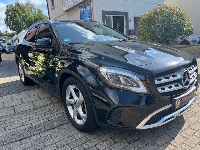 Mercedes-Benz CLA-KLASSE 200 PRESTIGE