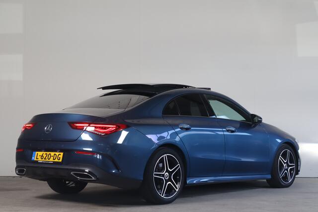 Mercedes-Benz CLA-KLASSE 200 Business Solution AMG NL-Auto!! Pano I Elek.Stoelen I Key-Less