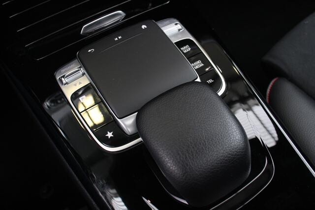 Mercedes-Benz CLA-KLASSE Shooting Brake 250 4MATIC Premium Plus Navi/Camera/Keyless/Memory/Sfeerverlichting/Panoramadak/H-leder/18Inch