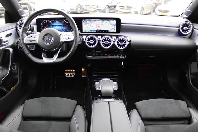 Mercedes-Benz CLA-KLASSE Shooting Brake 250e AUT8 AMG NIGHT PANORAMADAK BURMESTER MEMORY SFEER DISTRONIC