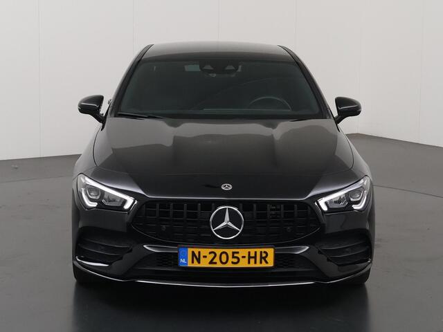 Mercedes-Benz CLA-KLASSE 250 e Business Solution AMG Limited | AMG | Apple carplay | Stoelverwarming |