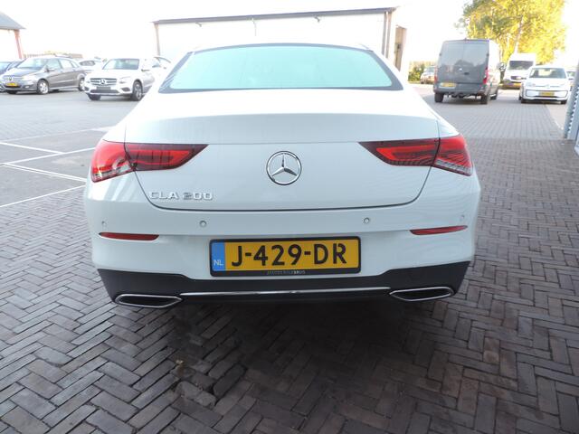 Mercedes-Benz CLA-KLASSE 200 Business Solution Luxury sfeer licht