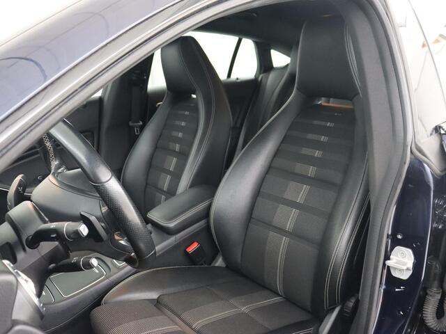 Mercedes-Benz CLA-KLASSE 180 Business Edition | Stoelverwarming | Camera | Full LED | Navigatie | Park Assist | Half leder | Airco | Cruise control