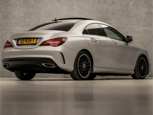 Mercedes-Benz CLA-KLASSE 180 AMG Sport Automaat (SCHUIFDAK, APPLE CARPLAY, GROOT NAVI, LEDER/ALCANTARA, STOELVERWARMING, SPORTSTOELEN, CRUISE, KEYLESS START, NIEUWSTAAT)
