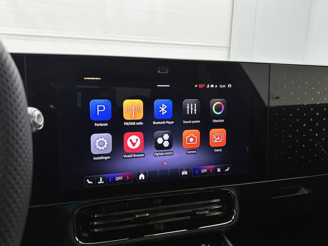 Mercedes-Benz CLA-KLASSE 250+ Launch Edition 85 kWh | Trekhaak | Adaptieve Cruise Control | Nightpakket | Memorypakket voorstoelen | Warmtepomp | MULTIBEAM LED | 19 inch AMG velgen |