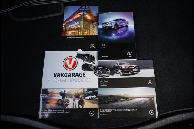 Mercedes-Benz CLA-KLASSE 180 Edition AMG Night Pano Camera 18"