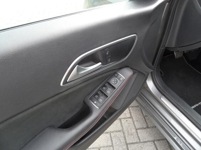 Mercedes-Benz CLA-KLASSE Shooting Brake 180