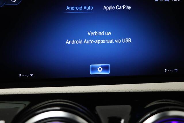 Mercedes-Benz CLA-KLASSE Shooting Brake 180 Luxury Line | PREMIUM PACK | MATRIX LED | APPLE | TREKHAAK