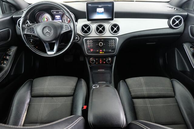 Mercedes-Benz CLA-KLASSE Shooting Brake 200 Ambition | TREKHAAK | STOELVERW. |