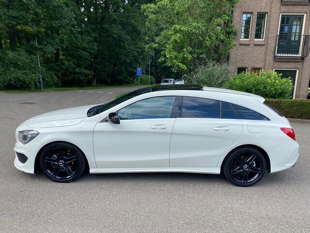 Mercedes-Benz CLA-KLASSE 180 Autm - Schuifdak - AMG pakket !!!