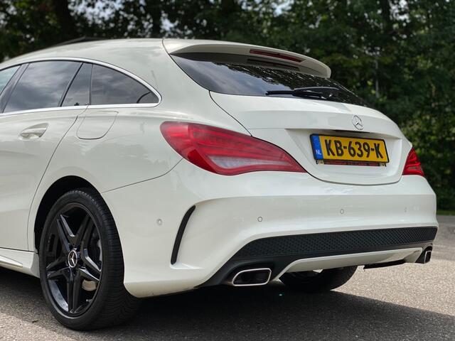 Mercedes-Benz CLA-KLASSE 180 Autm - Schuifdak - AMG pakket !!!