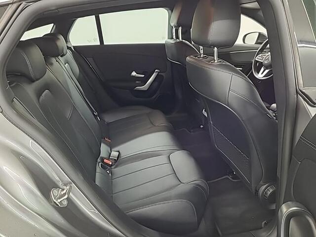 Mercedes-Benz CLA-KLASSE Shooting Brake 200 Aut. Business Sol. Luxury | Navi | Camera | Sfeer Verlichting |