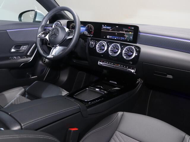 Mercedes-Benz CLA-KLASSE Shooting Brake 250e Star Edition Luxury Line LIMITED | Panoramaschuifdak | Dodehoekassistent | Achteruitrijcamera |