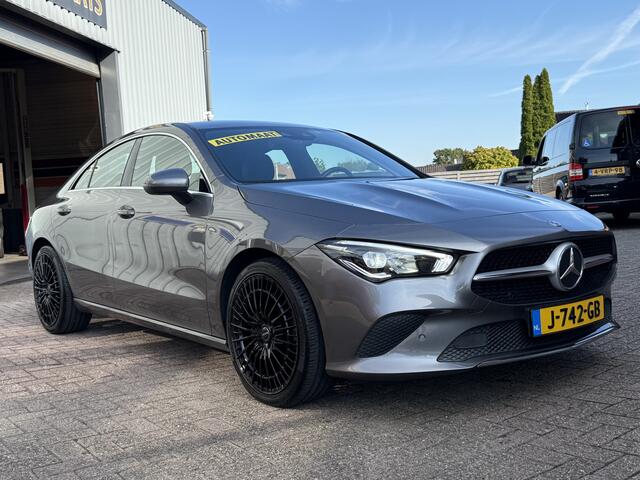 Mercedes-Benz CLA-KLASSE 180 Premium Plus | AUTOMAAT | FULL LED | NAVI | PDC |