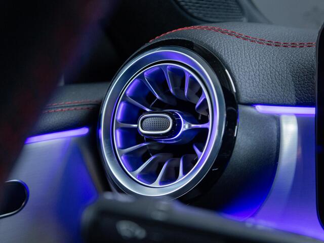 Mercedes-Benz CLA-KLASSE 180 Star Edition AMG Line Panorama dak