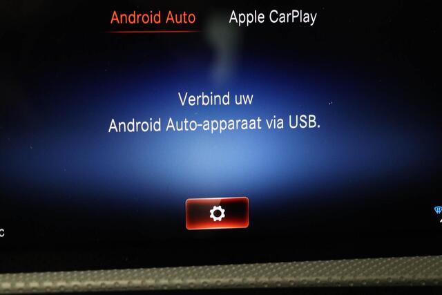 Mercedes-Benz CLA-KLASSE Shooting Brake 250 e AMG-Line Premium Plus | STOELVERWARMING | DAB | APPLE