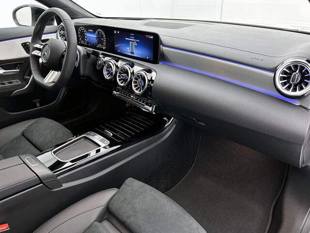Mercedes-Benz CLA-KLASSE 250 e Business Solution AMG | AMG Line Plus Pakket | Antidiefstalpakket GUARD 360° Plus | Smartphone-integratie | Panoramaschuifdak | 19" AMG velgen | Head-up display | MULTIBEAM LED |