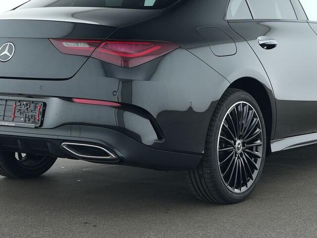 Mercedes-Benz CLA-KLASSE 250 e AMG Plug-In Hybride AMG LIne | Night PAkket | 19 Inch AMG Velgen | Dodehoek Assist | Multibeam Koplampen | 11kW Laden. Inclusief 48 maanden MB Certified garantie voor Europa.