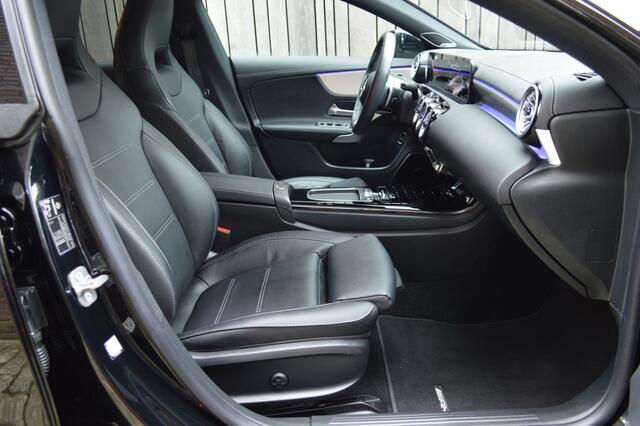 Mercedes-Benz CLA-KLASSE Shooting Brake 250 e AMG Led Panorama Memory Distronic Burmester Camera 360 Head-Up Pdc