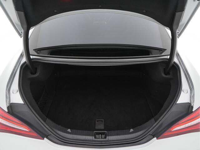 Mercedes-Benz CLA-KLASSE AMG 45 4MATIC Ambition Aut. *PANO | RECARO-SEATS | LUXURY-LEATHER | FULL-LED | MEMORY-PACK | HARMAN/KARDON | KEYLESS | HEATED-SPORTSEATS | NAVI-FULLMAP | 19''ALU*