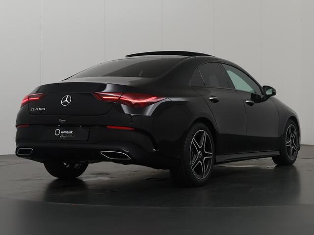 Mercedes-Benz CLA-KLASSE 180 Star Edition AMG NIGHT | Panoramadak | Sfeerverlichting | Achteruitrijcamera | Stoelverwarming | Night Pakket |