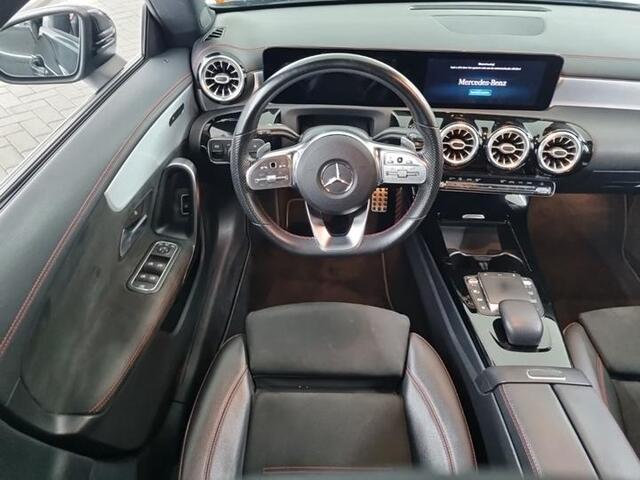 Mercedes-Benz CLA-KLASSE Shooting Brake 200 AMG | Navi | Camera | M-Bux