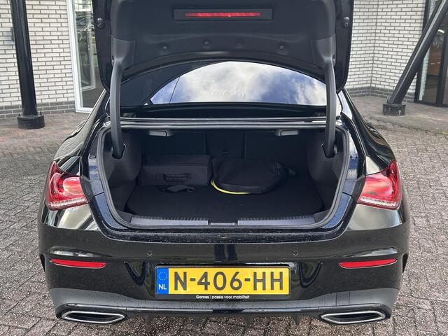 Mercedes-Benz CLA-KLASSE 250 e Business Solution AMG Limited | Trekhaak | Memory | Panoramadak