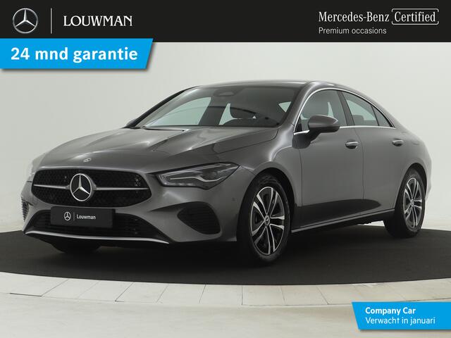 Mercedes-Benz CLA-KLASSE 180 Star Edition | Dodehoekassistent | Parkeerpakket met achteruitrijcamera | KEYLESS GO | USB pakket plus | Verwarmde stoelen vooraan | Spiegelpakket |