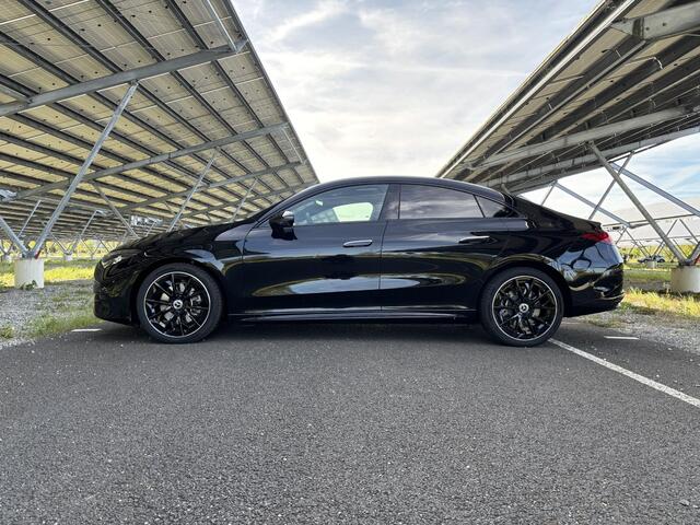 Mercedes-Benz CLA-KLASSE 250+ Launch Edition 85 kWh | Night | Panoramadak | DISTRONIC | Achteruitrijcamera | Dodehoekassistent |