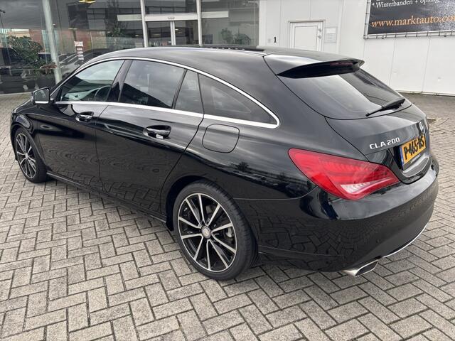 Mercedes-Benz CLA-KLASSE 200 OrangeArt Edition Camera Panorama Bluetooth