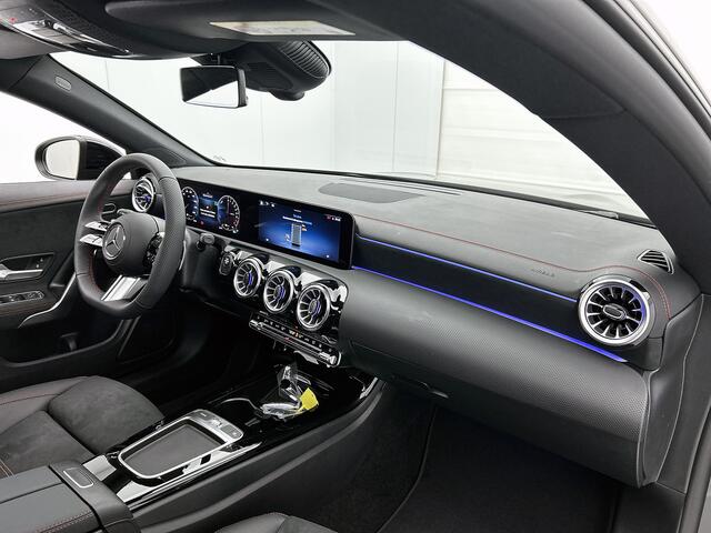 Mercedes-Benz CLA-KLASSE 250 e Business Solution AMG | Nightpakket | Antidiefstalpakket GUARD 360° Plus | Trekhaak | Smartphone-integratie | Multibeam LED | Panoramaschuifdak | KEYLESS-GO comfortpakket |